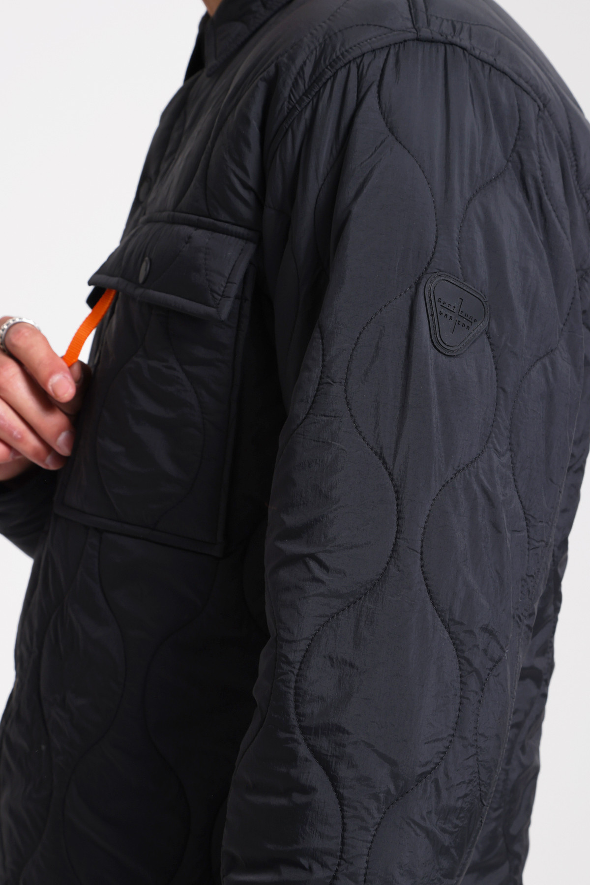 Raoul quilted jacket Black