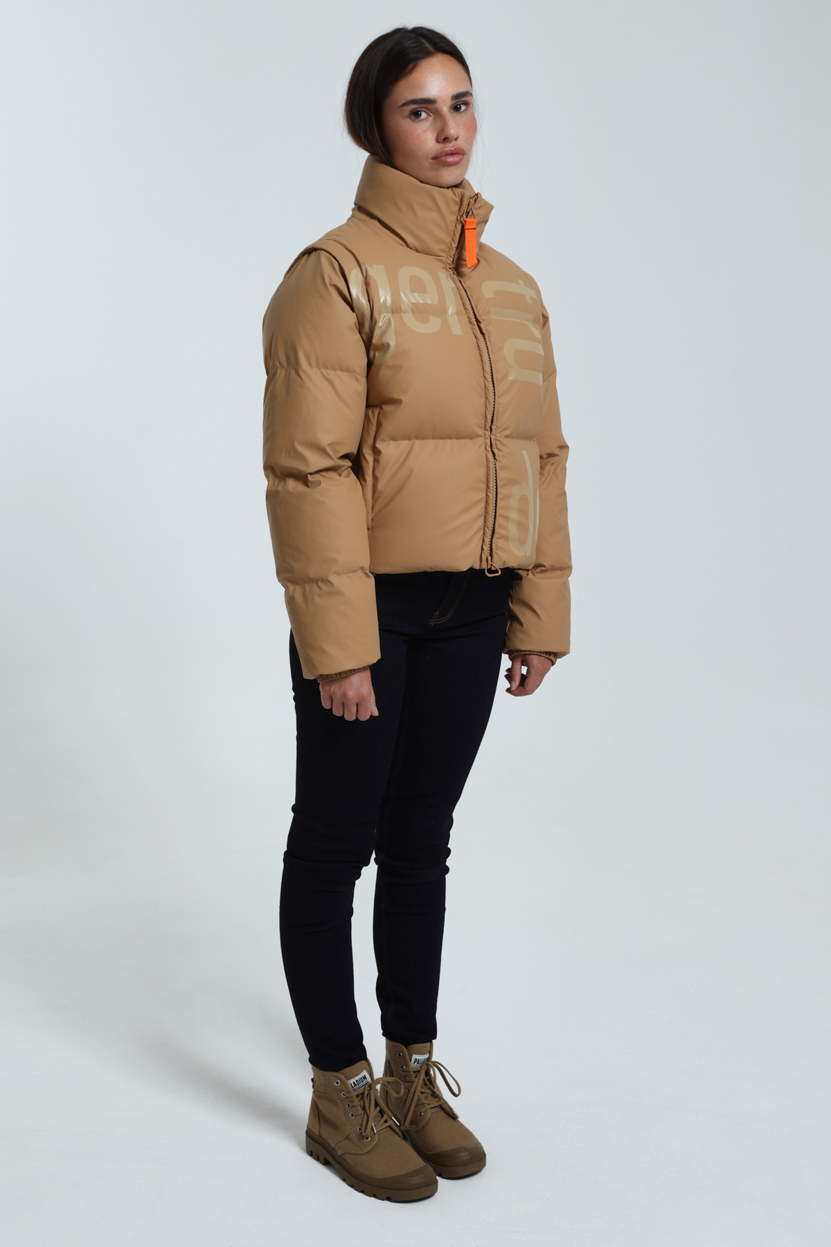 Jacket with removable sleeves Lila Gum Camel